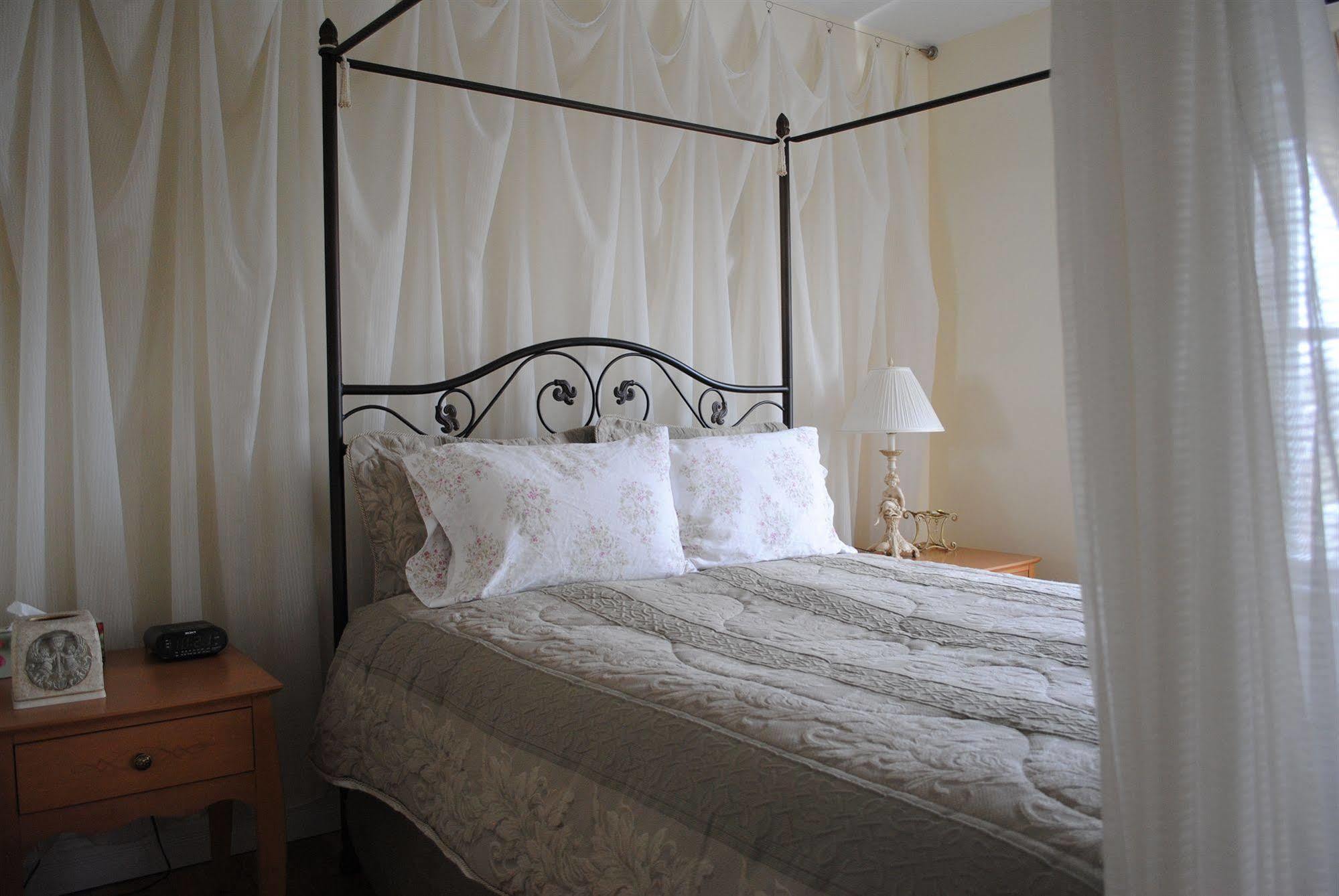 Auberge Marquis De Montcalm Sherbrooke Eksteriør bilde