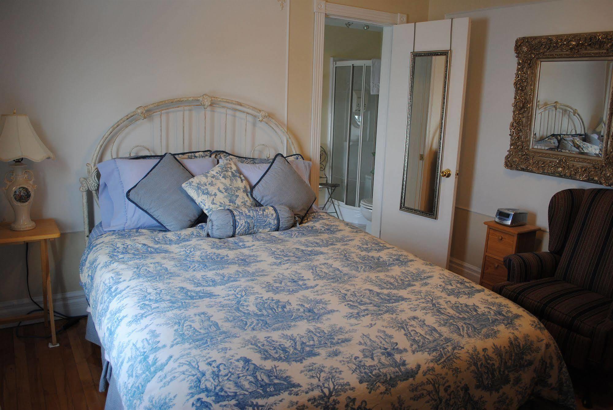 Auberge Marquis De Montcalm Sherbrooke Eksteriør bilde